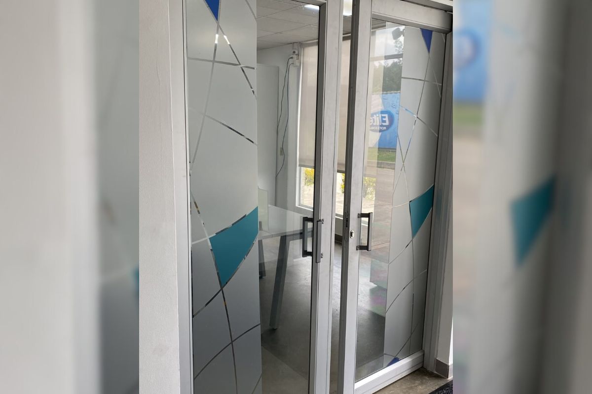puertas en vidrio cundinamarca